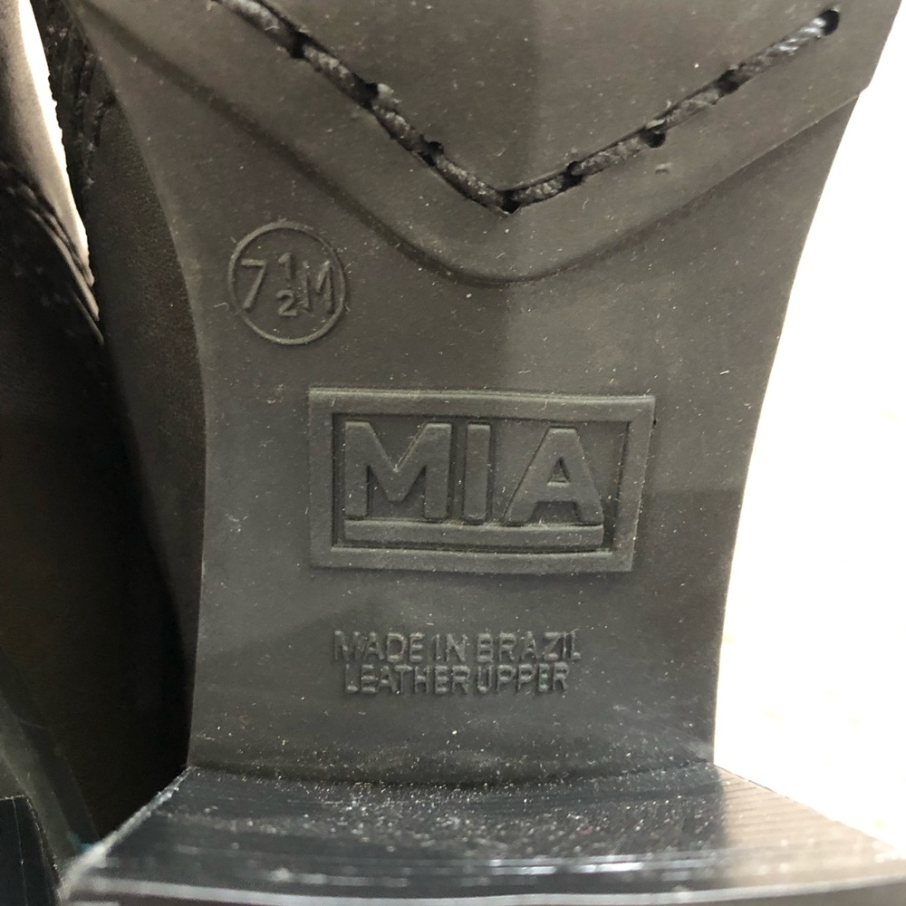 MIA Vintage 90s Square Toe Chunky Heel Booties, Black Leather • 7.5 - Picture 5 of 6